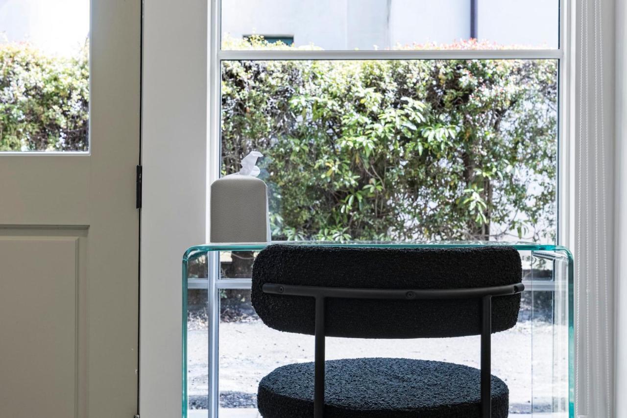 Casa Jardin - Boutique Suites In Downtown サンタバーバラ エクステリア 写真