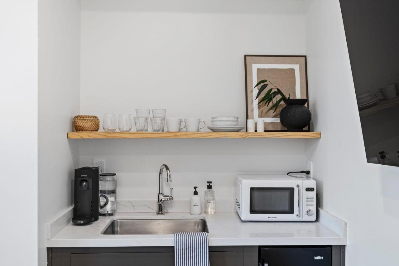 Casa Jardin - Boutique Suites In Downtown サンタバーバラ エクステリア 写真
