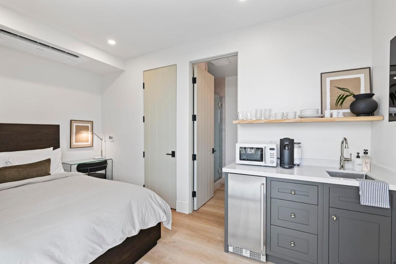 Casa Jardin - Boutique Suites In Downtown サンタバーバラ エクステリア 写真