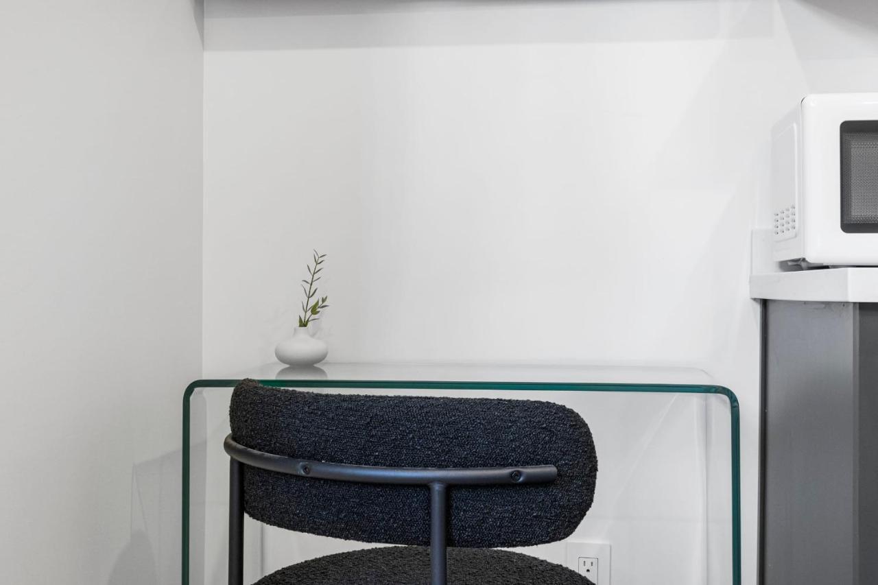 Casa Jardin - Boutique Suites In Downtown サンタバーバラ エクステリア 写真