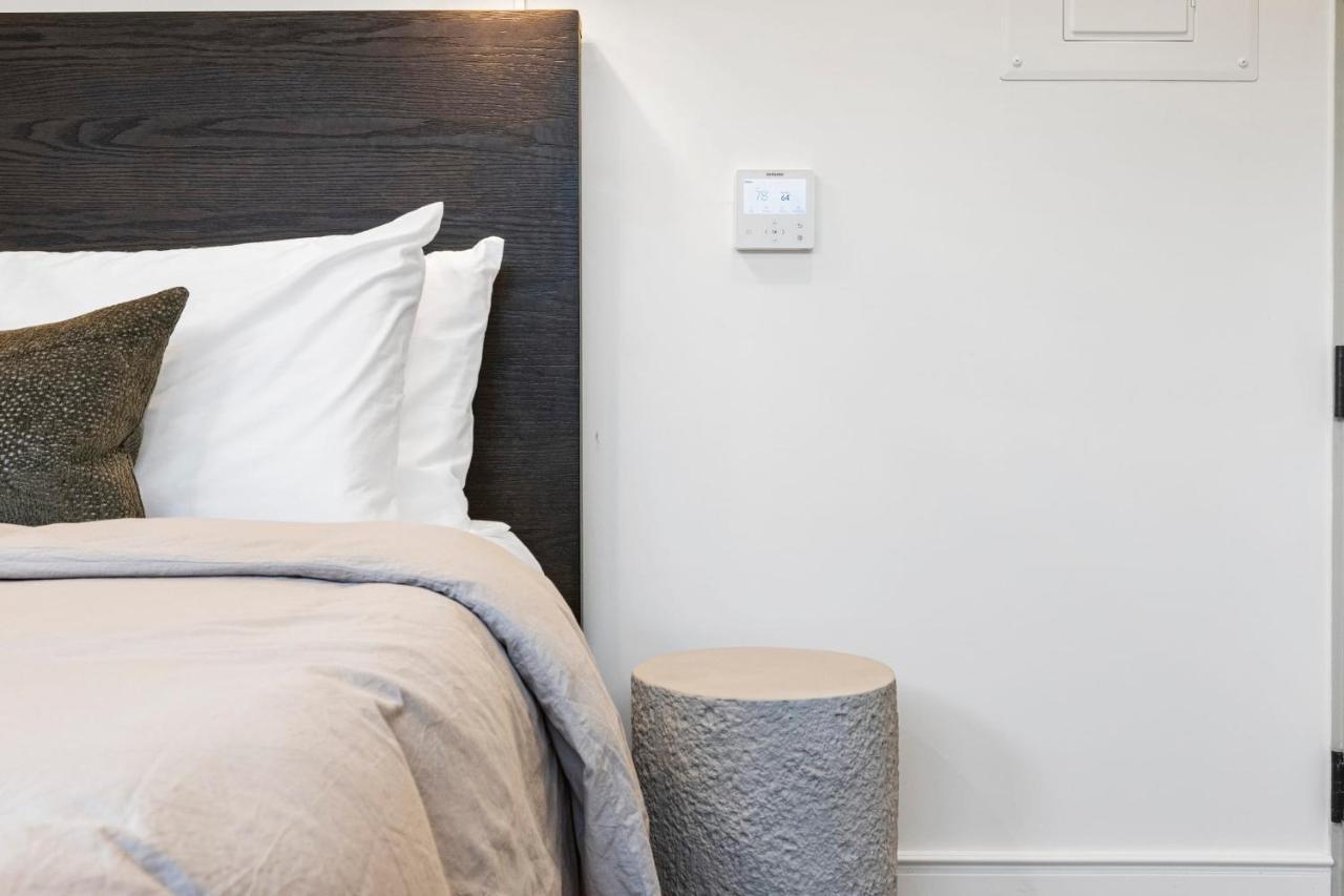 Casa Jardin - Boutique Suites In Downtown サンタバーバラ エクステリア 写真