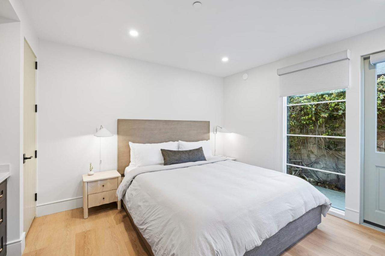 Casa Jardin - Boutique Suites In Downtown サンタバーバラ エクステリア 写真