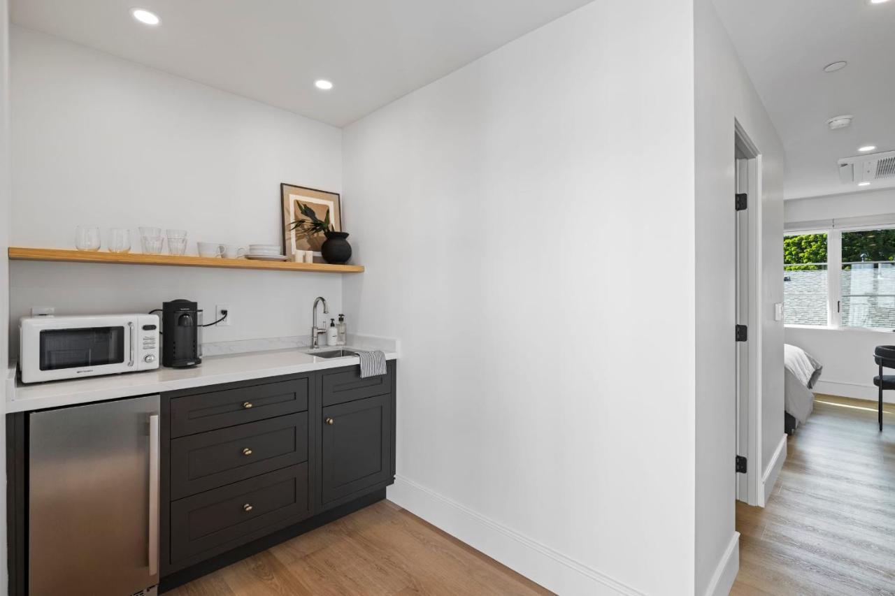 Casa Jardin - Boutique Suites In Downtown サンタバーバラ エクステリア 写真