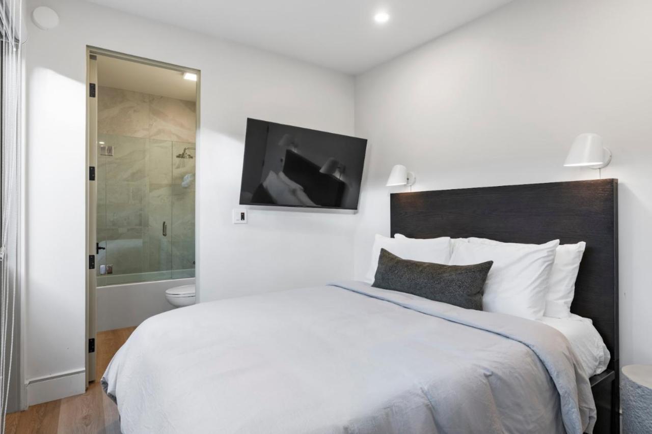 Casa Jardin - Boutique Suites In Downtown サンタバーバラ エクステリア 写真
