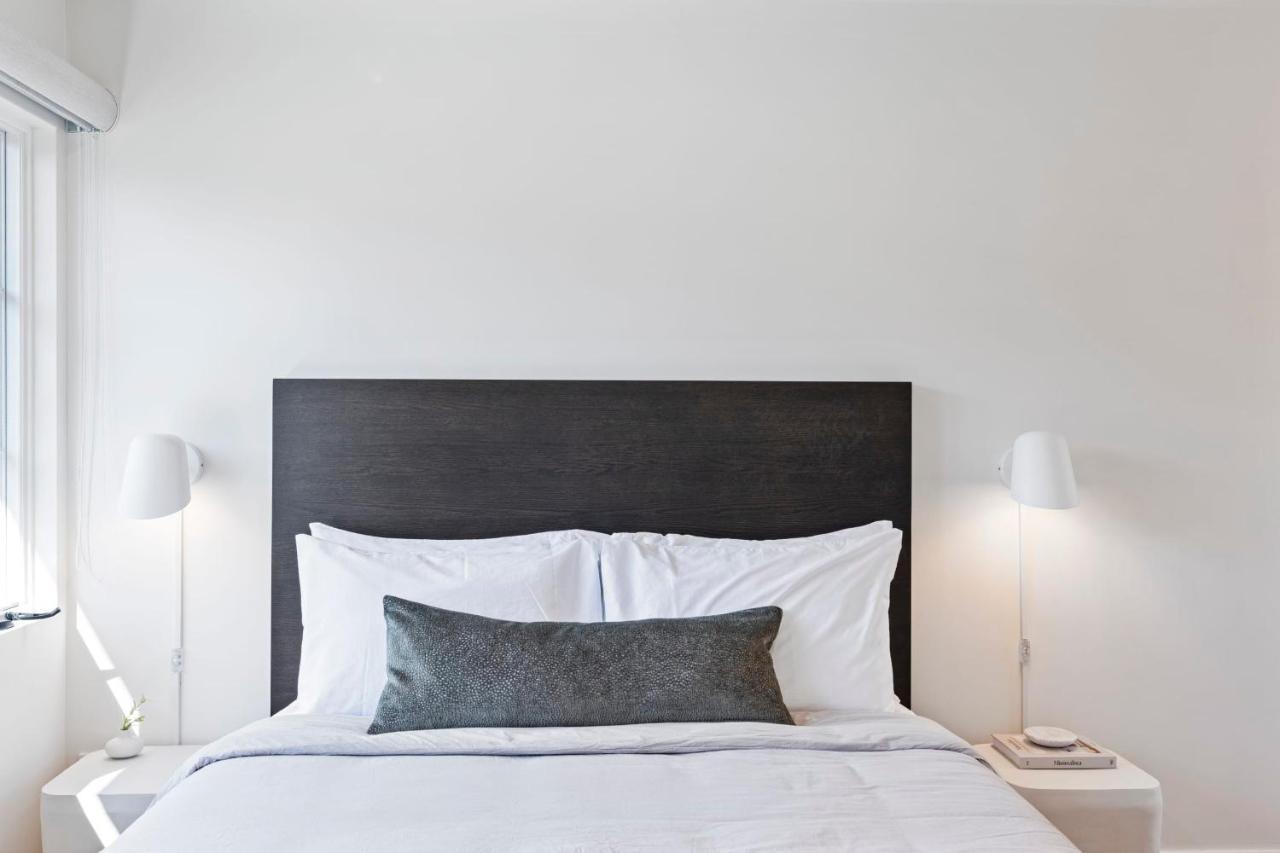 Casa Jardin - Boutique Suites In Downtown サンタバーバラ エクステリア 写真